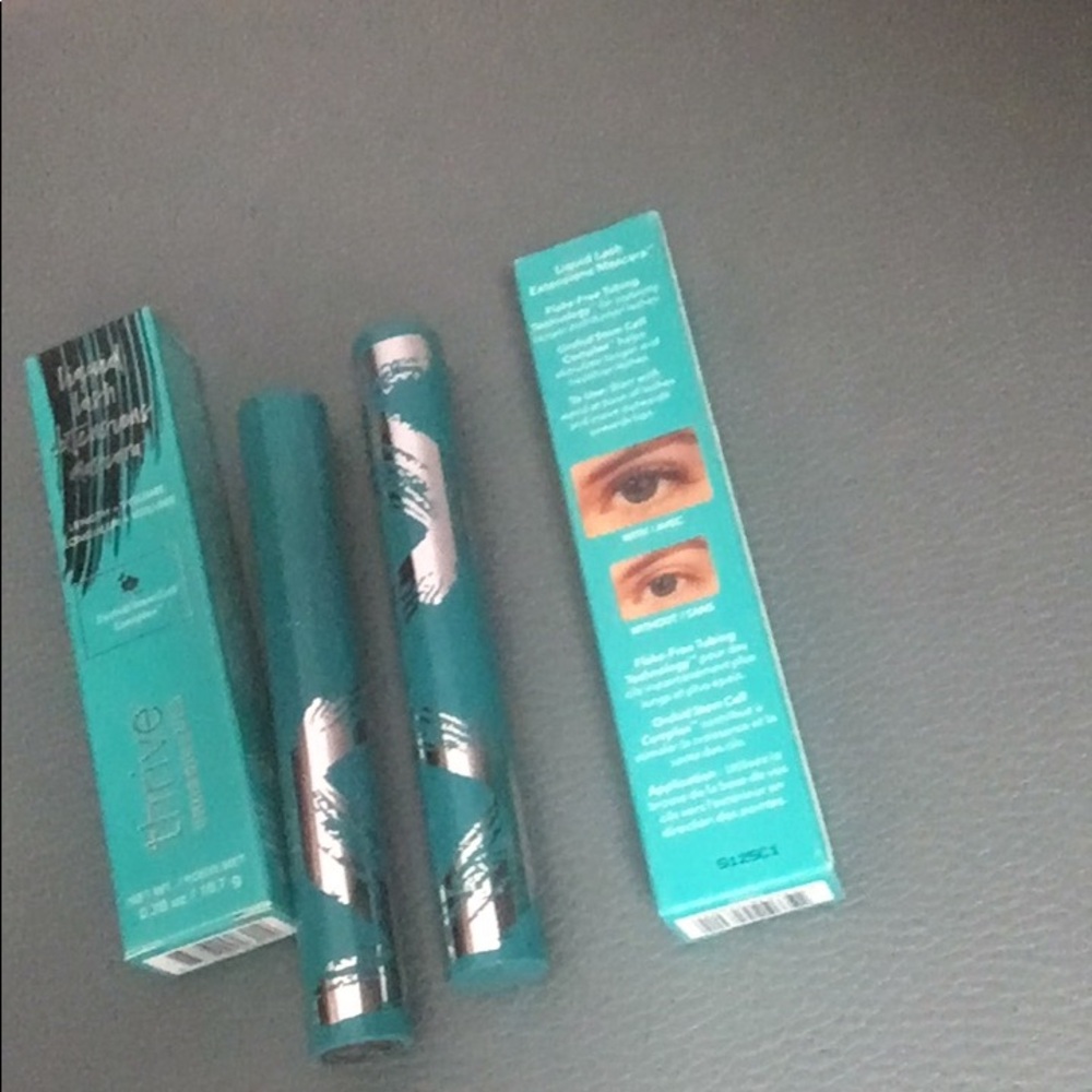 Mascara 2pack Brynn Thrive Causemetics liquid lash New